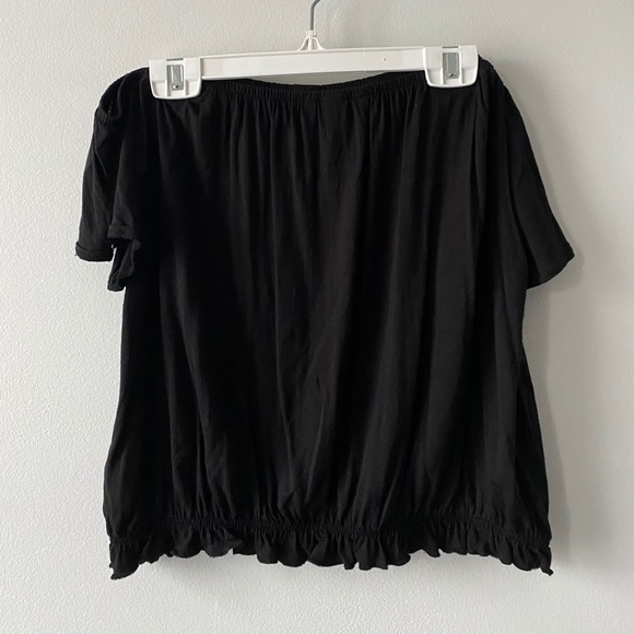 H&M Black Off the Shoulder Top - Picture 2 of 5
